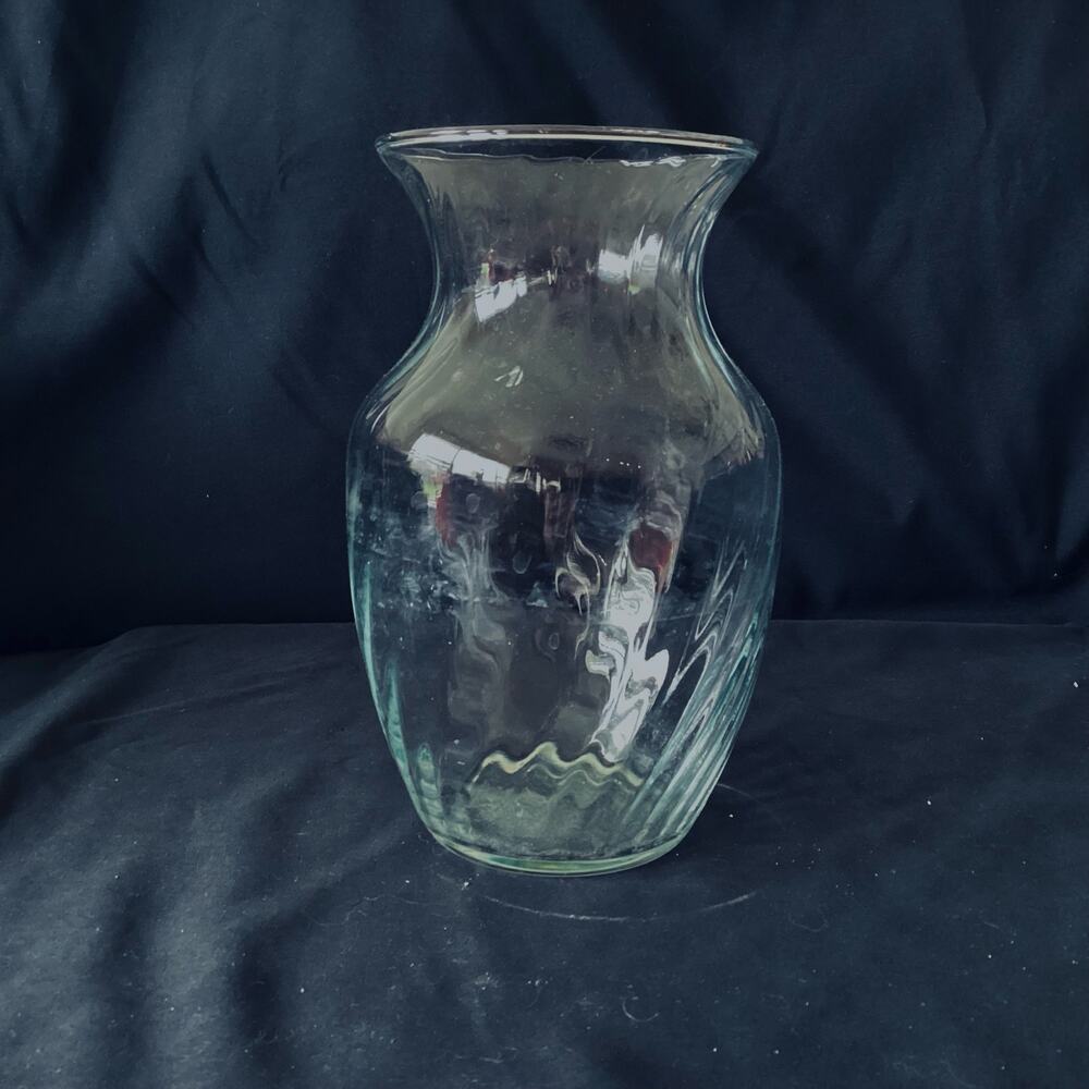 Clear Glass Flower Vase